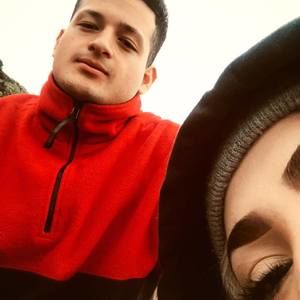 Meet your Posher, Adam